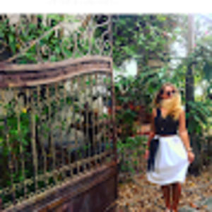 Meet your Posher, Laura